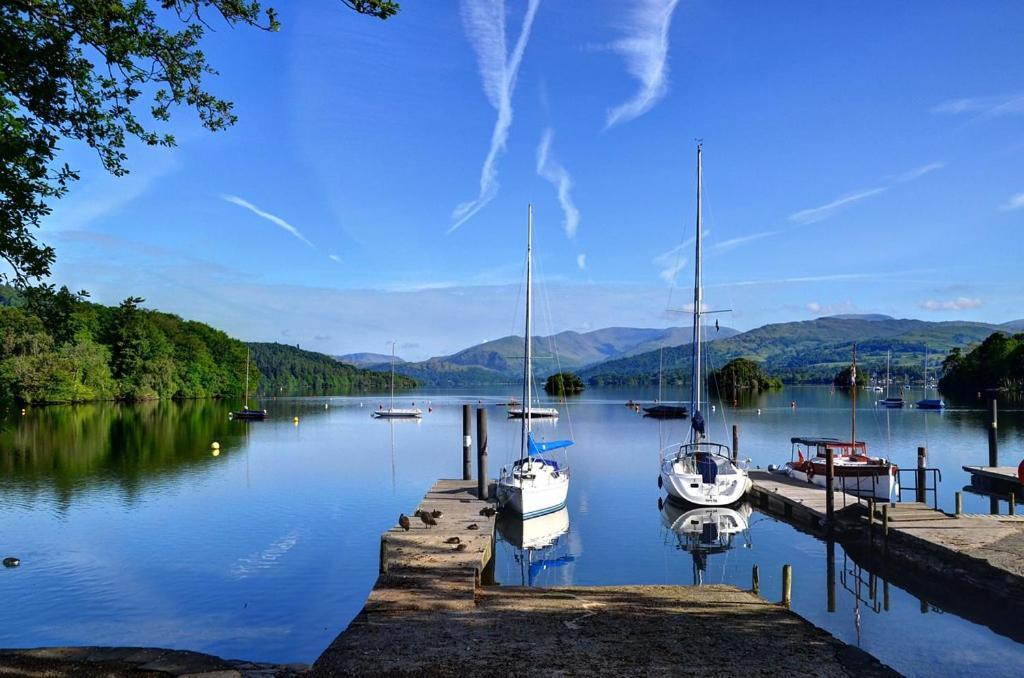 Apartment Luxury Pet-friendly 3 Bed Retreat In With Copper Roll-top Bath & Sun Terrace *